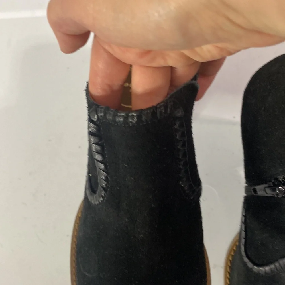 Jack Rogers Kyle black suede 3” Stacked heel booties size 6